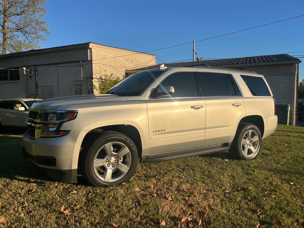 Additional photo of vehicle.